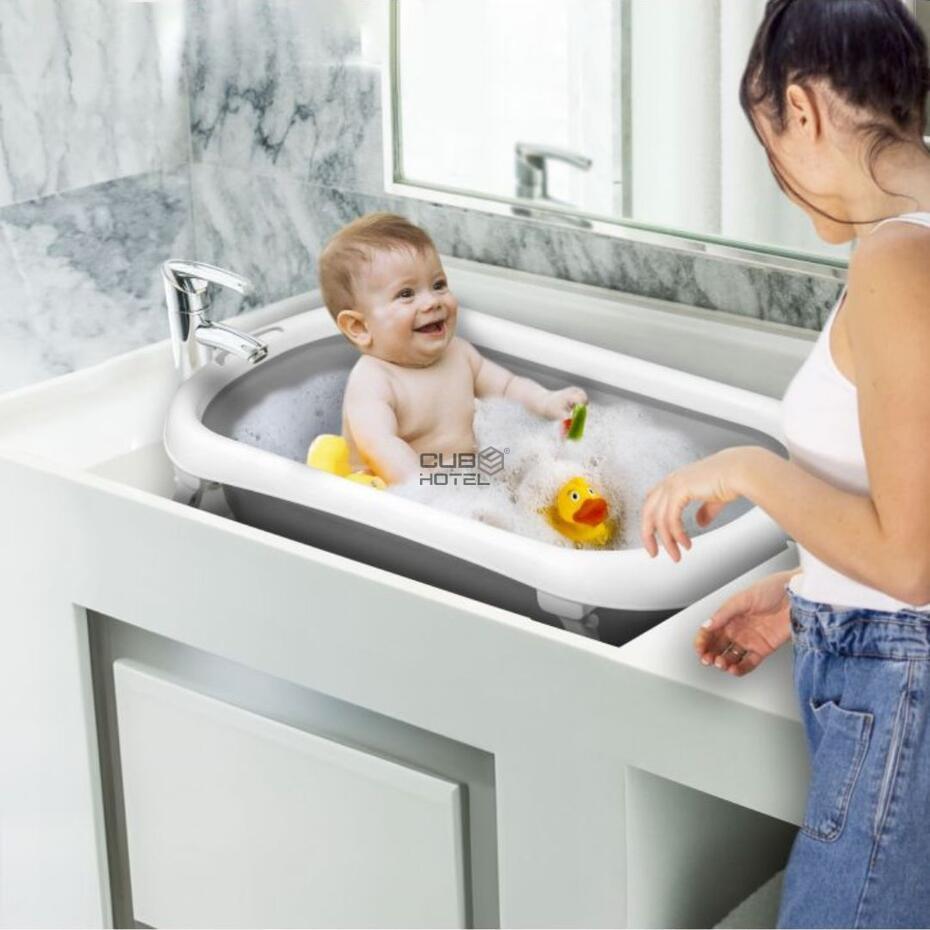 Foldable Baby Bathtub with Drainage System