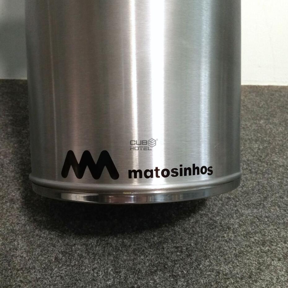 Stainless Steel Ashtray with Side Opening