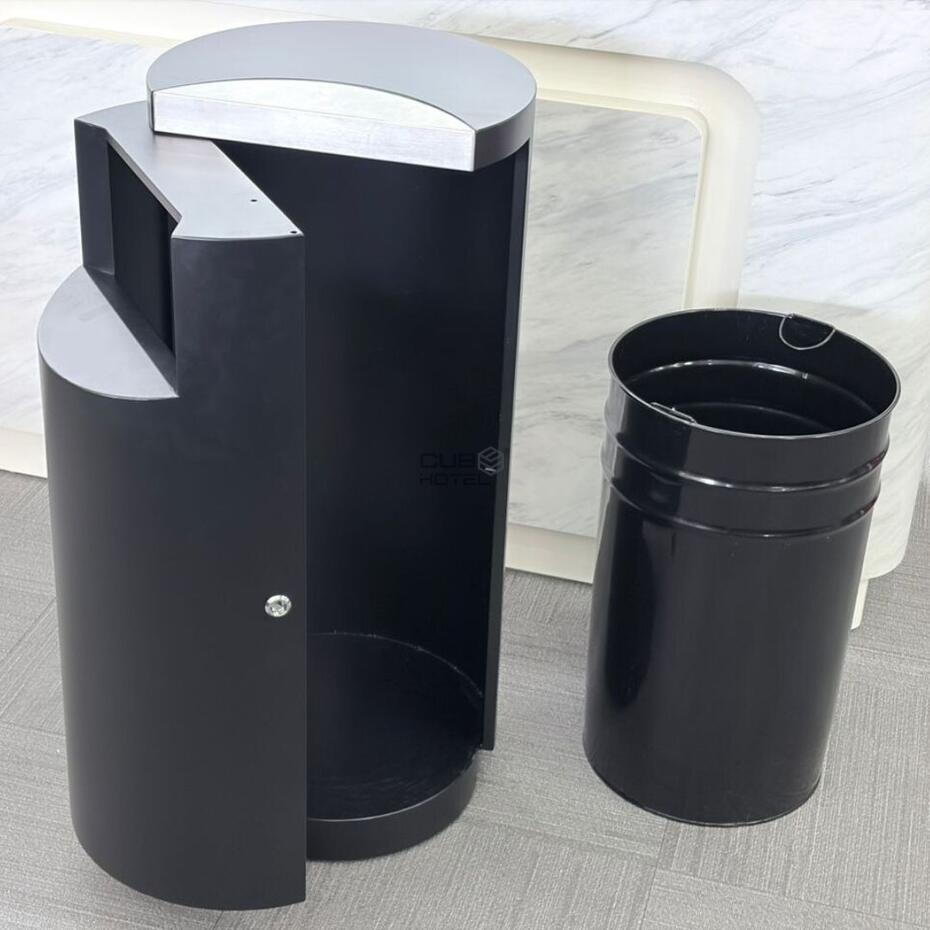 Papelera Exterior 45L Negra