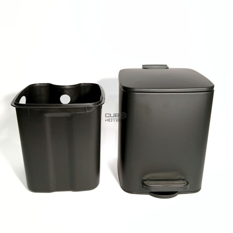 Black Square Bucket 6L Soft Close