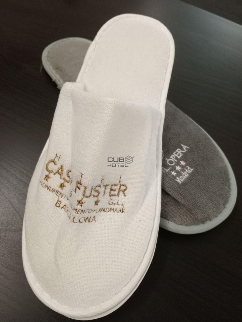 Pantuflas Personalizadas 3000 Pares Mínimo