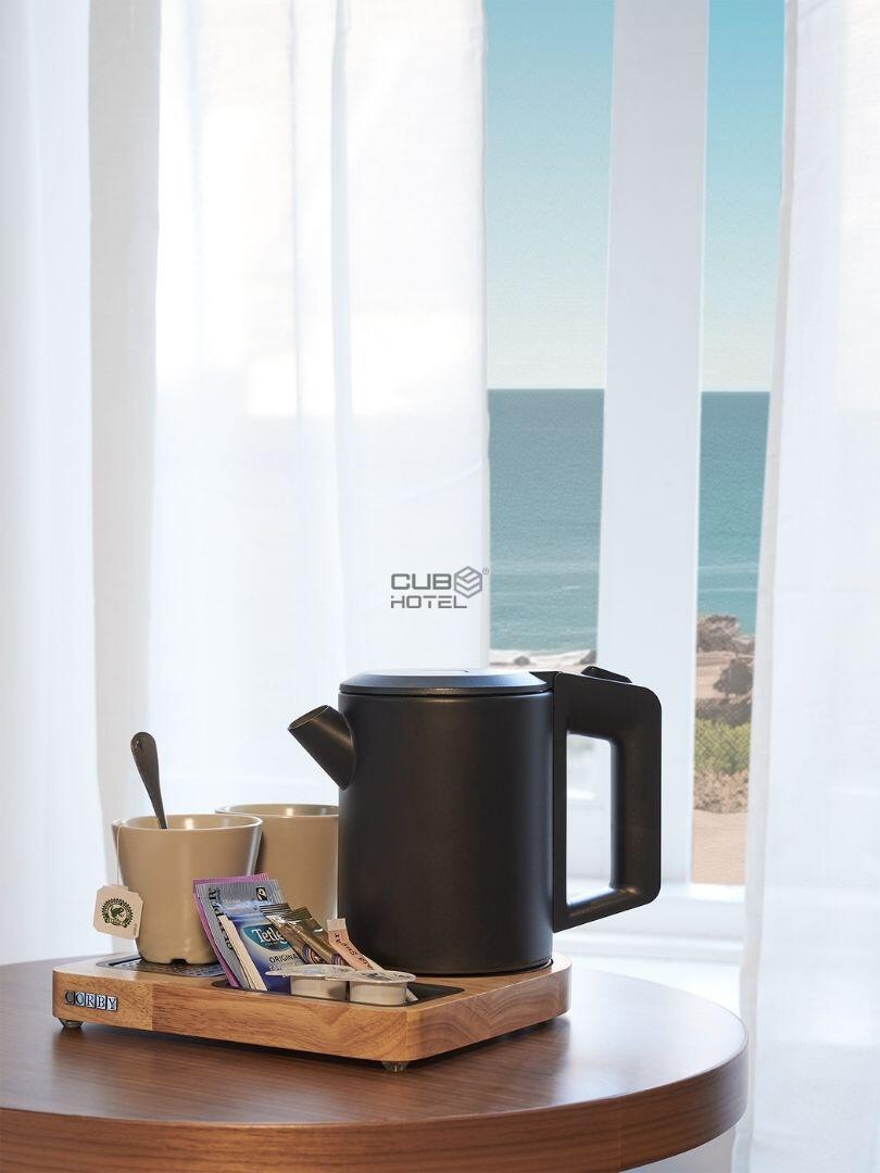 Chaleira Elétrica Canterbury 0,6L Hotel Preto ou Aço Escovado