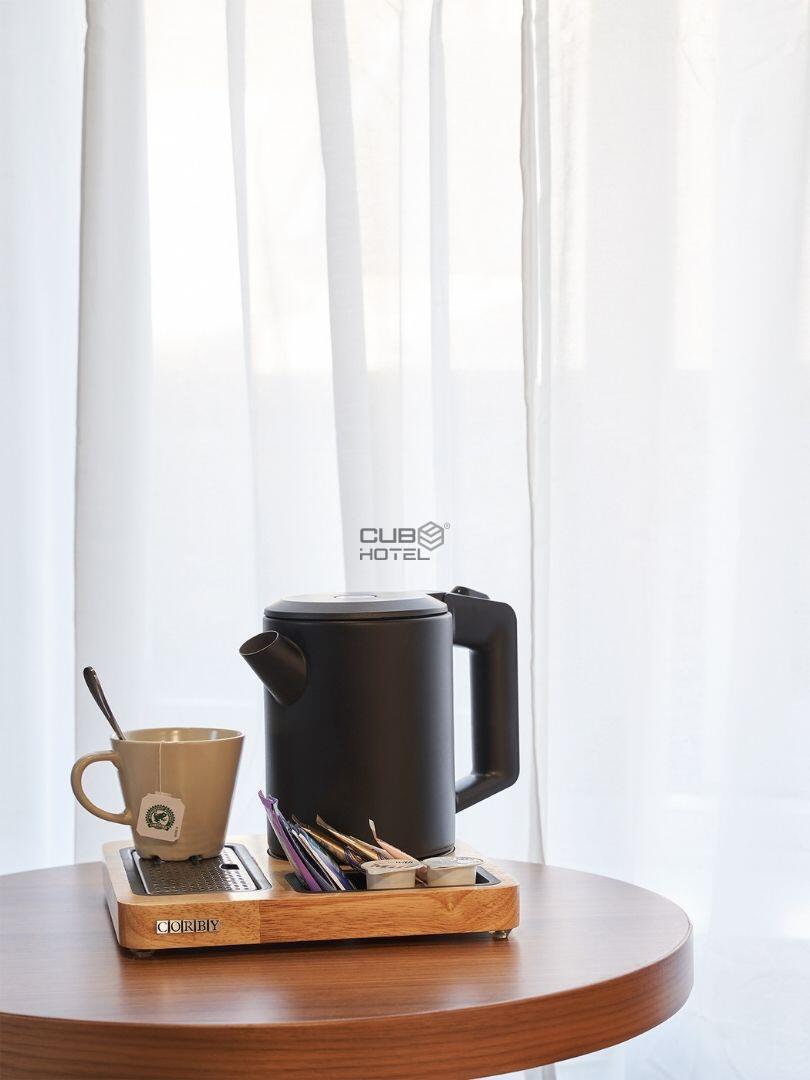 Canterbury Compact Welcome Tray for Hotel – Light Wood, Dark Wood or Black