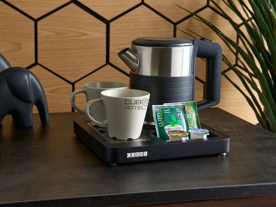 Canterbury Compact Welcome Tray for Hotel – Light Wood, Dark Wood or Black