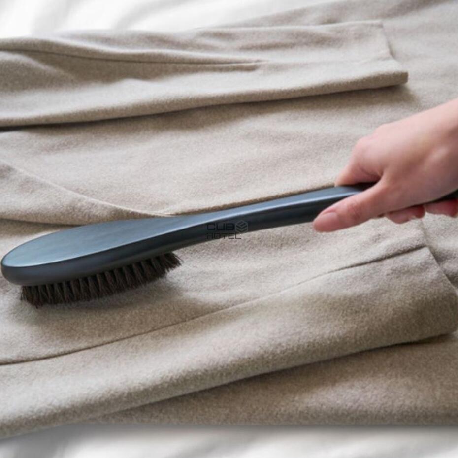 Skipton Clothes Brush in Black