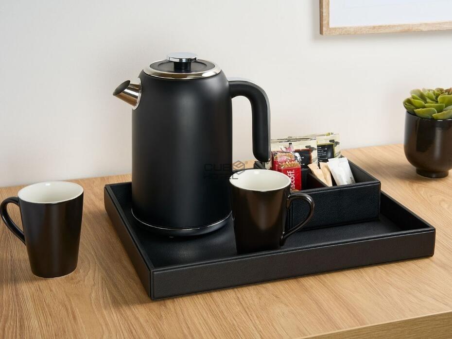 Hertford Electric Kettle 1.8L in Black and Chrome