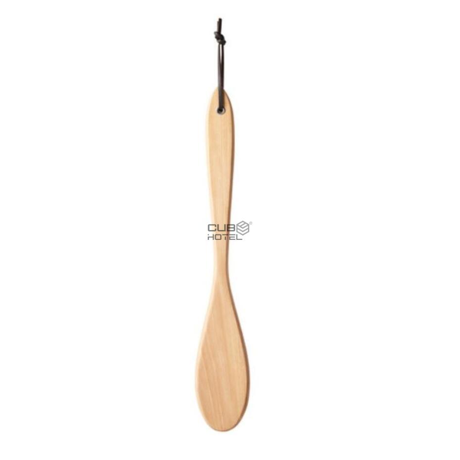 Skipton Clothes Brush in Light Wood